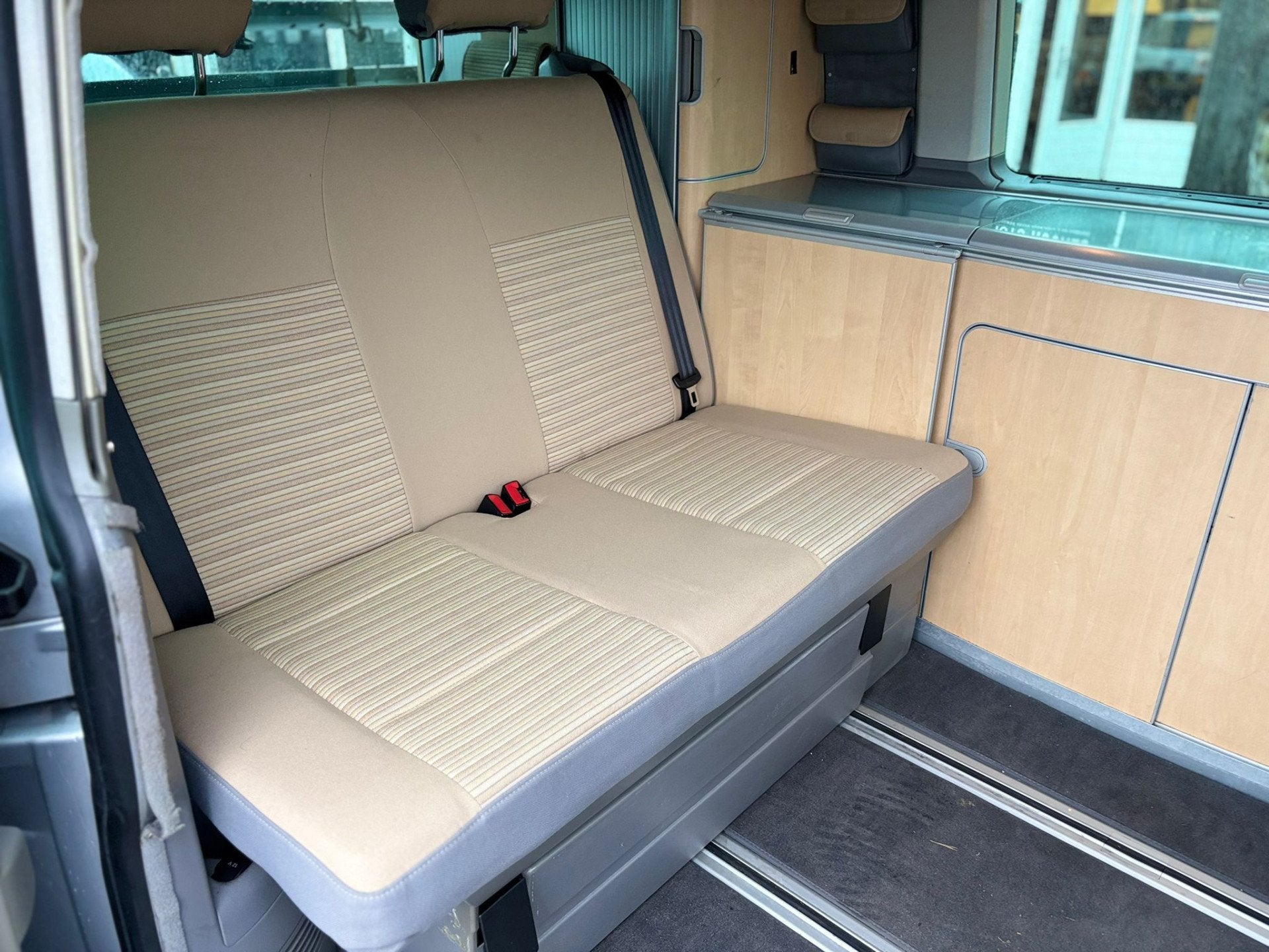 Foto 31 van Westfalia California 8pers elec,dak/deur PON onderhoud! 7HM