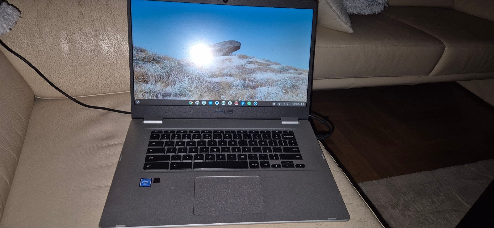 ASUS Chromebook - Zo goed als nieuw, Computers en Software, Ophalen, 4 GB of minder, 15 inch, Qwerty