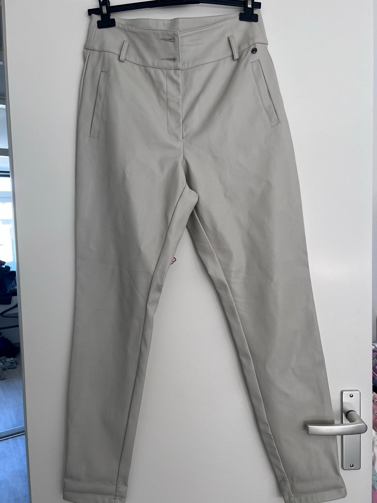 Imitatie Leren Broek Maat 36, Kleding | Dames, Beige, Ophalen of Verzenden, Zo goed als nieuw, Maat 36 (S)