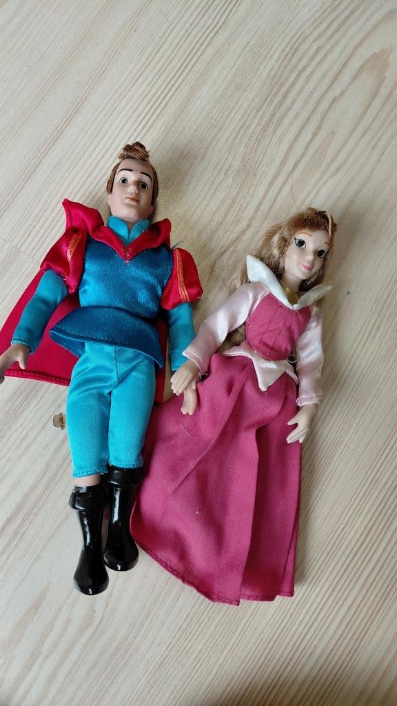 Doornroosje Disney poppen, Ophalen of Verzenden, Zo goed als nieuw, Overige typen