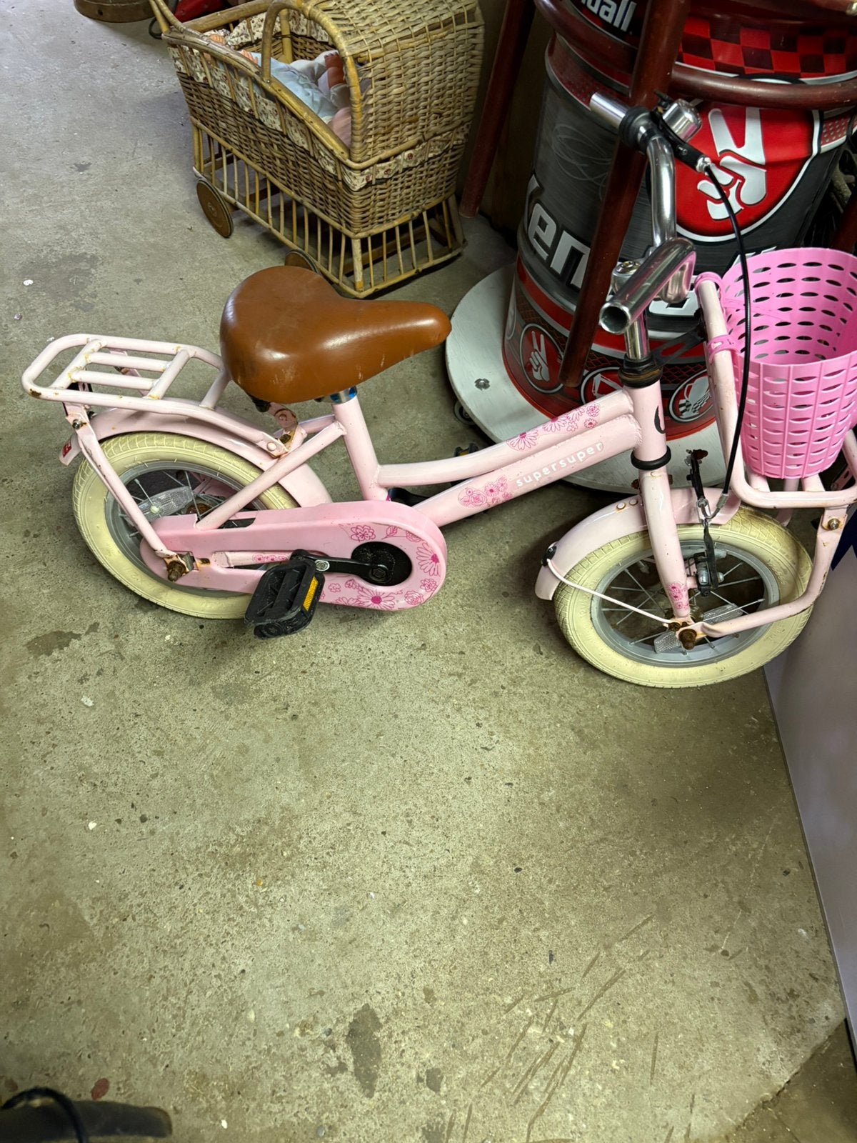 Roze kinderfietsje, Ophalen, Gebruikt, Minder dan 16 inch