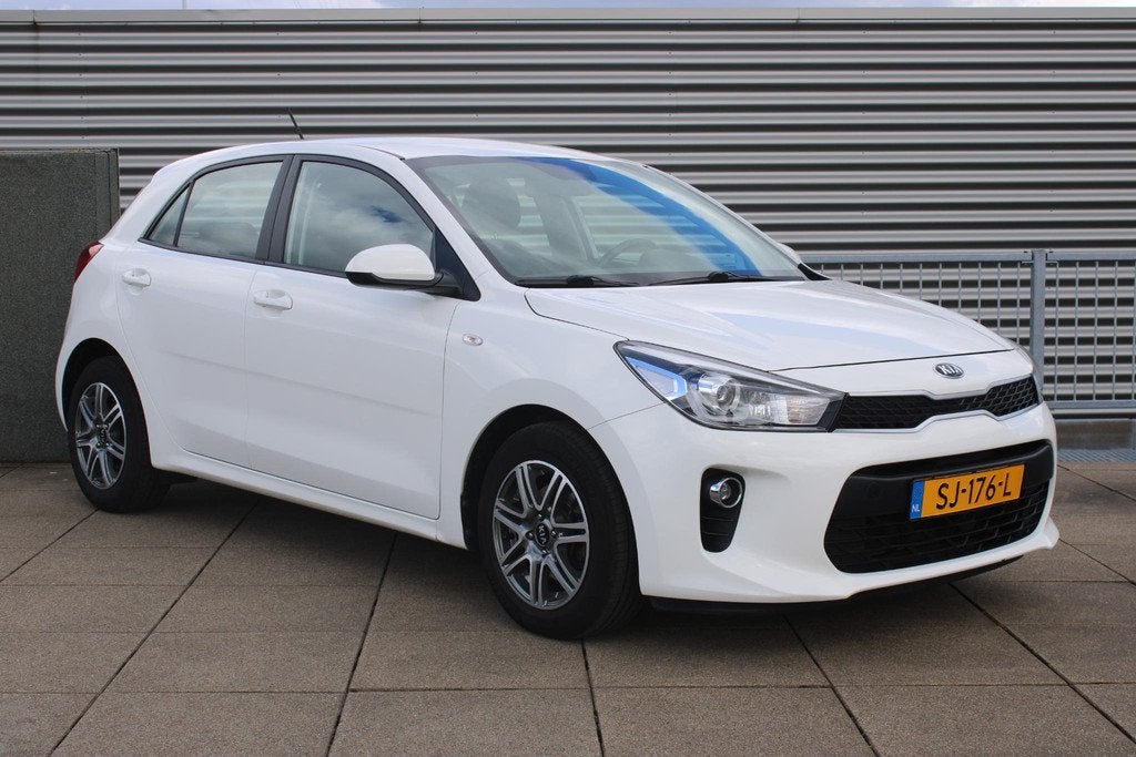 Kia Rio 1.0 TGDI ComfortPlusLine Navigator Trekhaak / Naviga, Gebruikt, Euro 6, 1055 kg, Origineel Nederlands