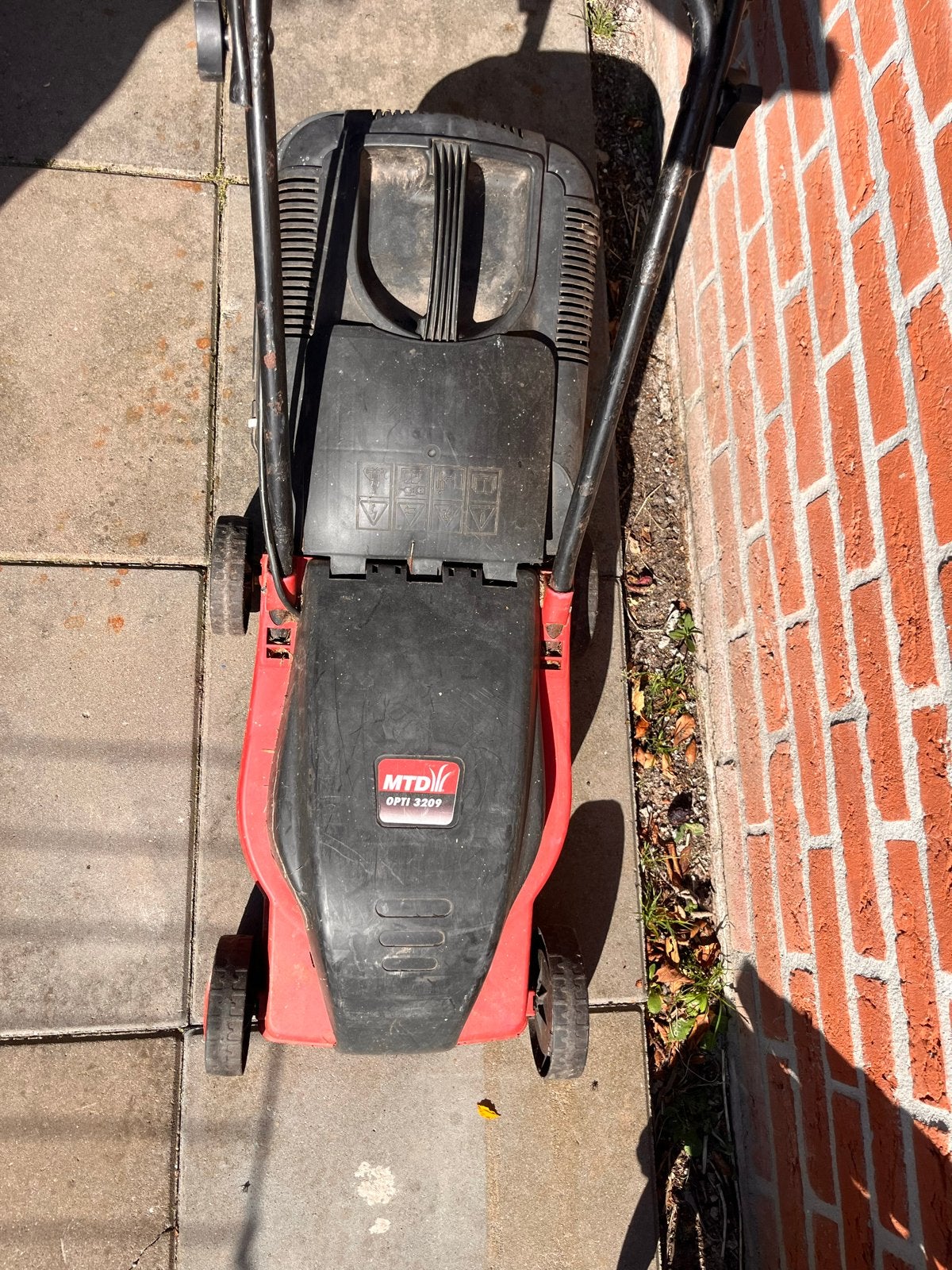 MTD Opti 3209 Elektrische Grasmaaier - gratis!, Ophalen, Cirkelmaaier, Elektrische grasmaaier, Zo goed als nieuw
