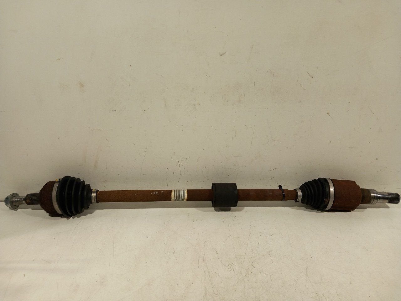 Aandrijfas rechts voor Ford Focus, Onderdelen@venauto.nl, Van der Ven Autorecycling B.V., Gebruikt, Ettenseweg 76, 4706 PB Roosendaal, The Netherlands
