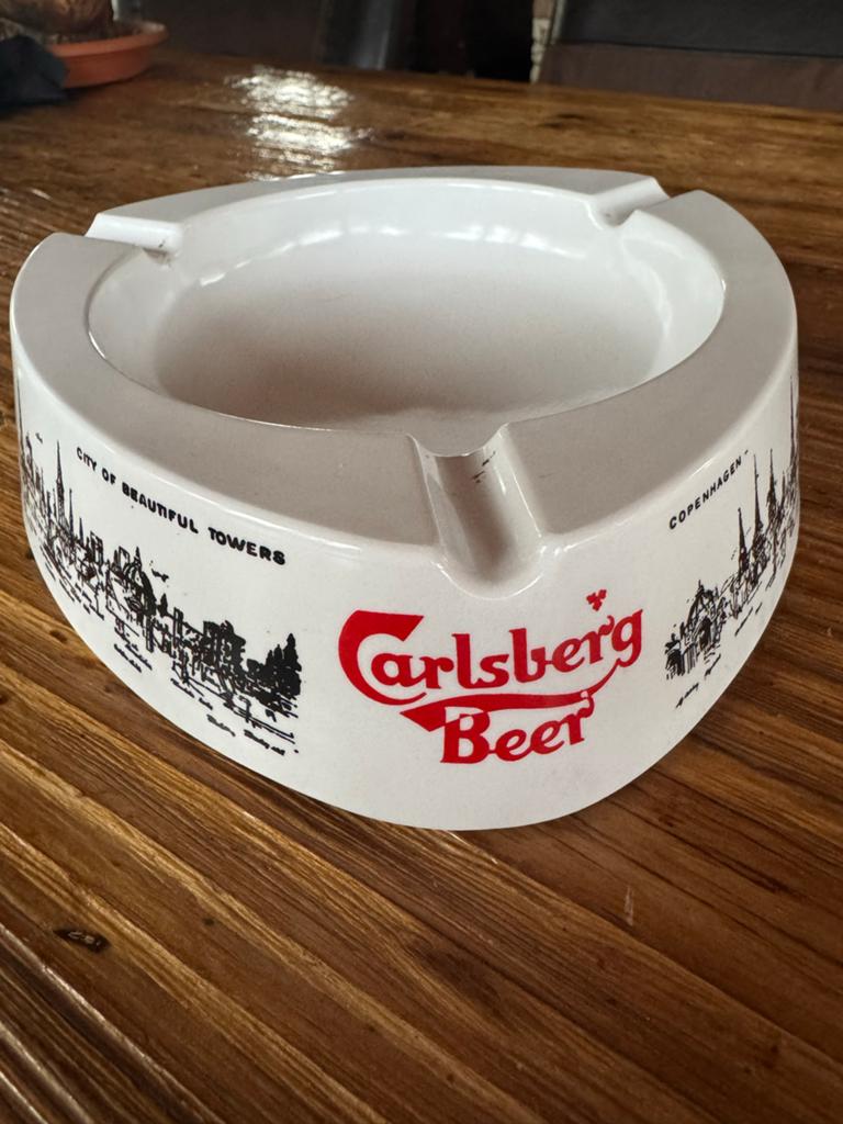 Grote Carlsberg Bier Asbak - Kopenhagen City of Beautiful To, Ophalen of Verzenden, Zo goed als nieuw, Asbak