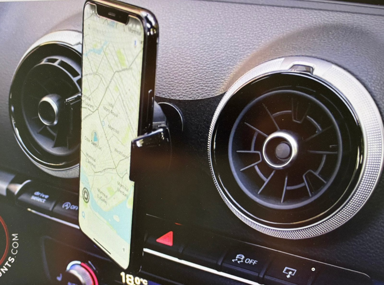 Telefoonhouder Audi A3 (8V), Auto diversen, Auto-accessoires, Ophalen of Verzenden, Zo goed als nieuw