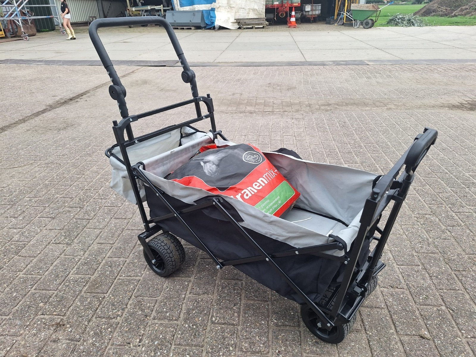 Opvouwbare bolderkar, Ophalen, Zo goed als nieuw