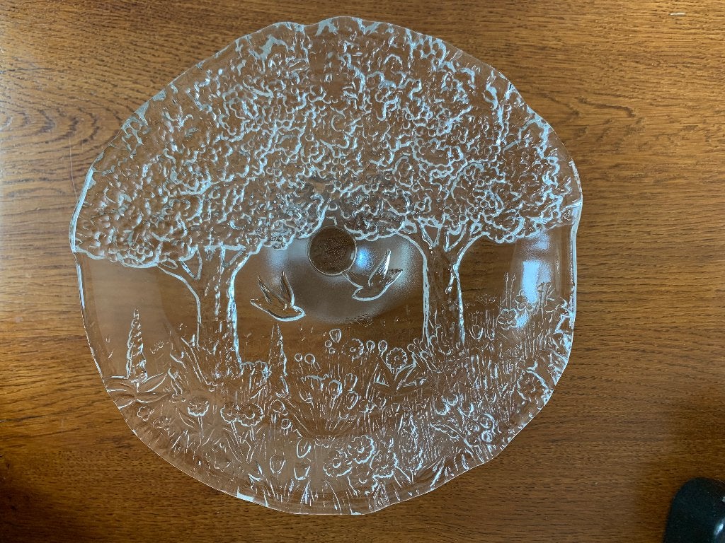 "Schaal op Voet" Dik Glas met 'Bomen en Vogels' Nieuw, Nieuw, Ophalen of Verzenden, Overige stijlen, Glas