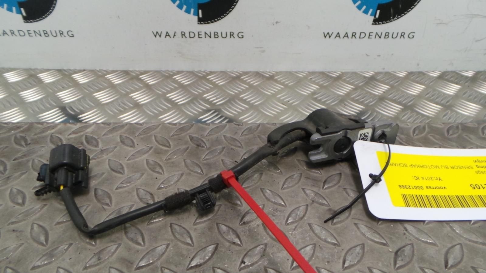 VOLVO V40 AIRBAG SENSOR 2014, Ophalen of Verzenden, Gebruikt, ARN erkend