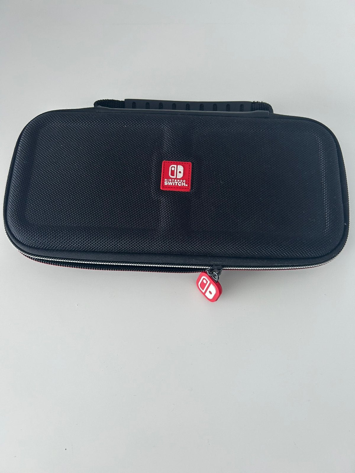 Nintendo Switch Lite Draagtas Zwart - Zo goed als nieuw, Ophalen, Overige kleuren, Zo goed als nieuw, Met beschermhoes of tas