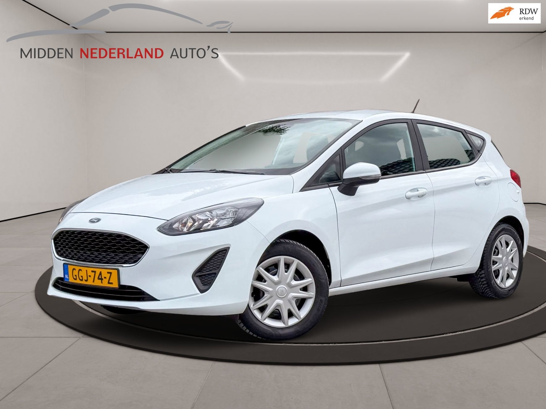 Ford Fiesta 1.1 * NIEUWE APK * PARKEERSENSOREN * CAR PLAY *, Voorwielaandrijving, Stof, Gebruikt, Wit
