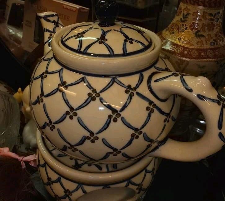 Bunzlau castle pools theekan#theepot met warmtestoof onder, Antiek en Kunst, Antiek | Keramiek en Aardewerk, Ophalen of Verzenden