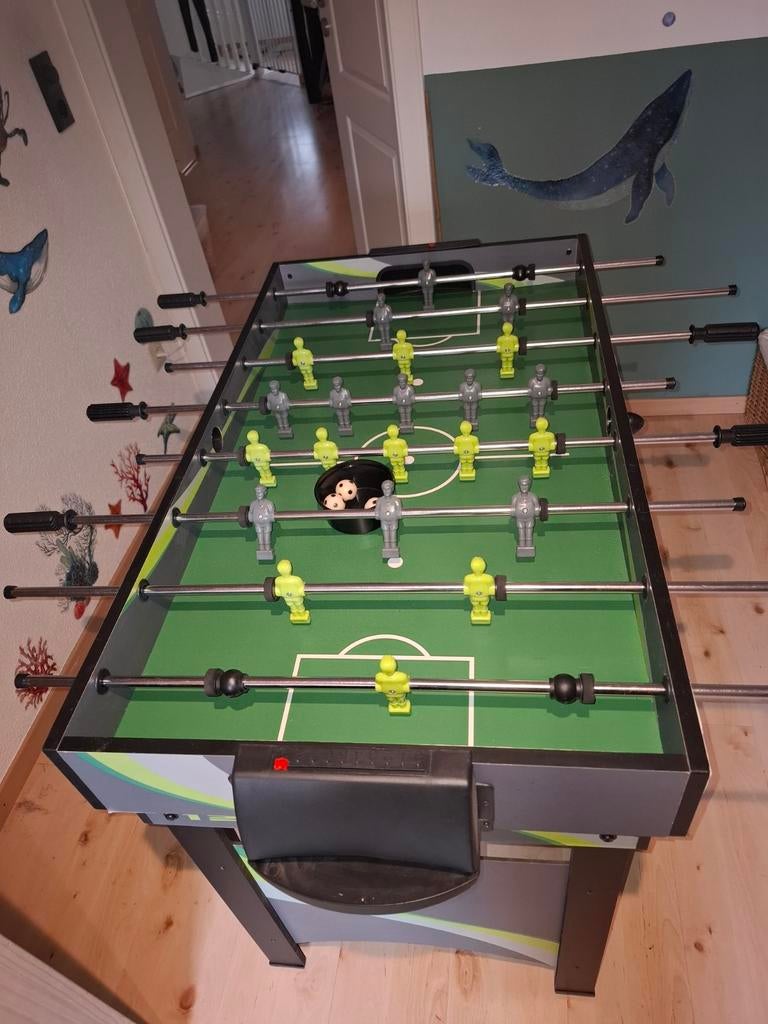 Spellen o.a voetbal tafel 12 in 1, Een of twee spelers, Ophalen, Zo goed als nieuw, Onbekend
