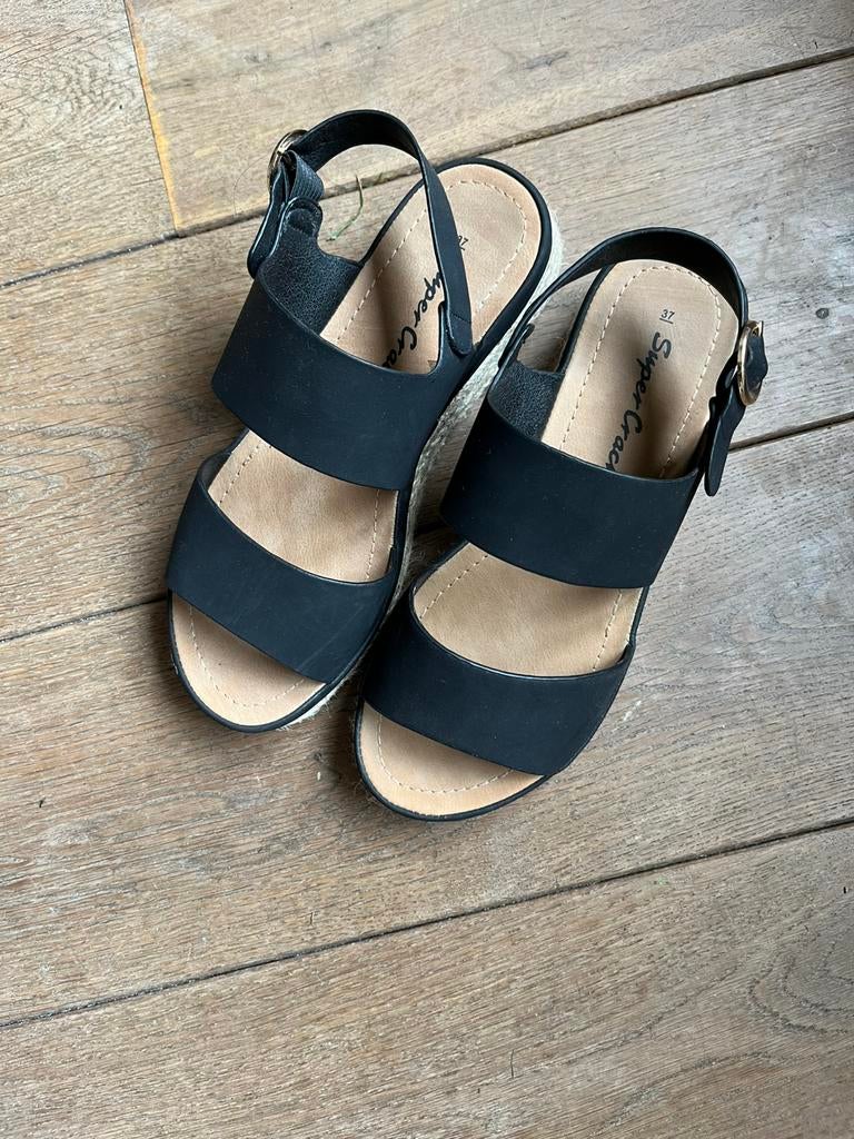 Sandalen super cracks, Zwart, Zo goed als nieuw, Sandalen of Muiltjes, Ophalen of Verzenden