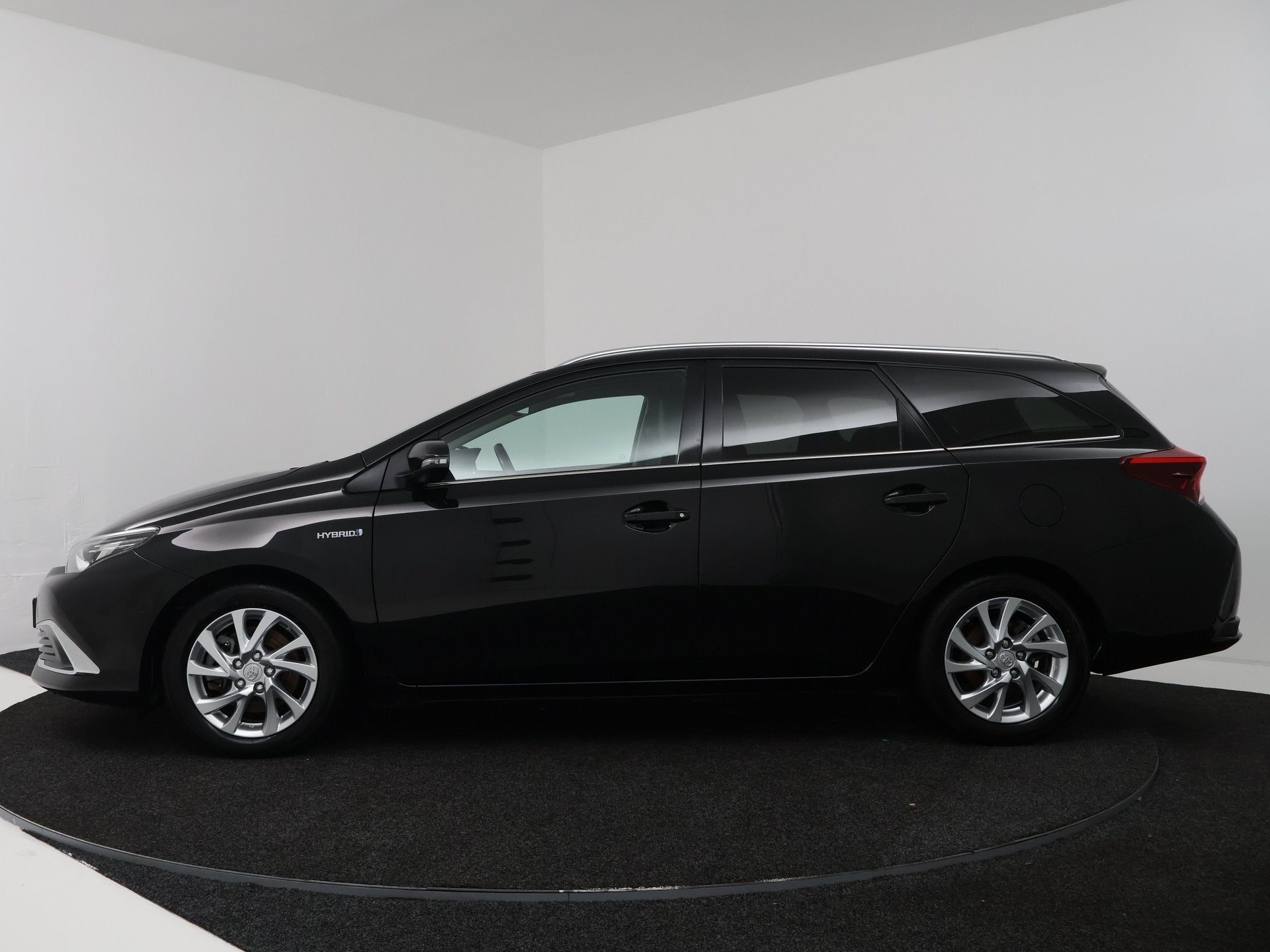 Toyota Auris Touring Sports 1.8 Hybrid Lease pro | Panoramad, 12 maanden, Gebruikt, Origineel Nederlands, Hybride Elektrisch/Benzine