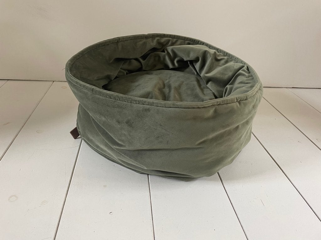 Designed by Lotte Fluco Kattenmand - Fluweel - Groen -, Ophalen of Verzenden, Zo goed als nieuw, Overige