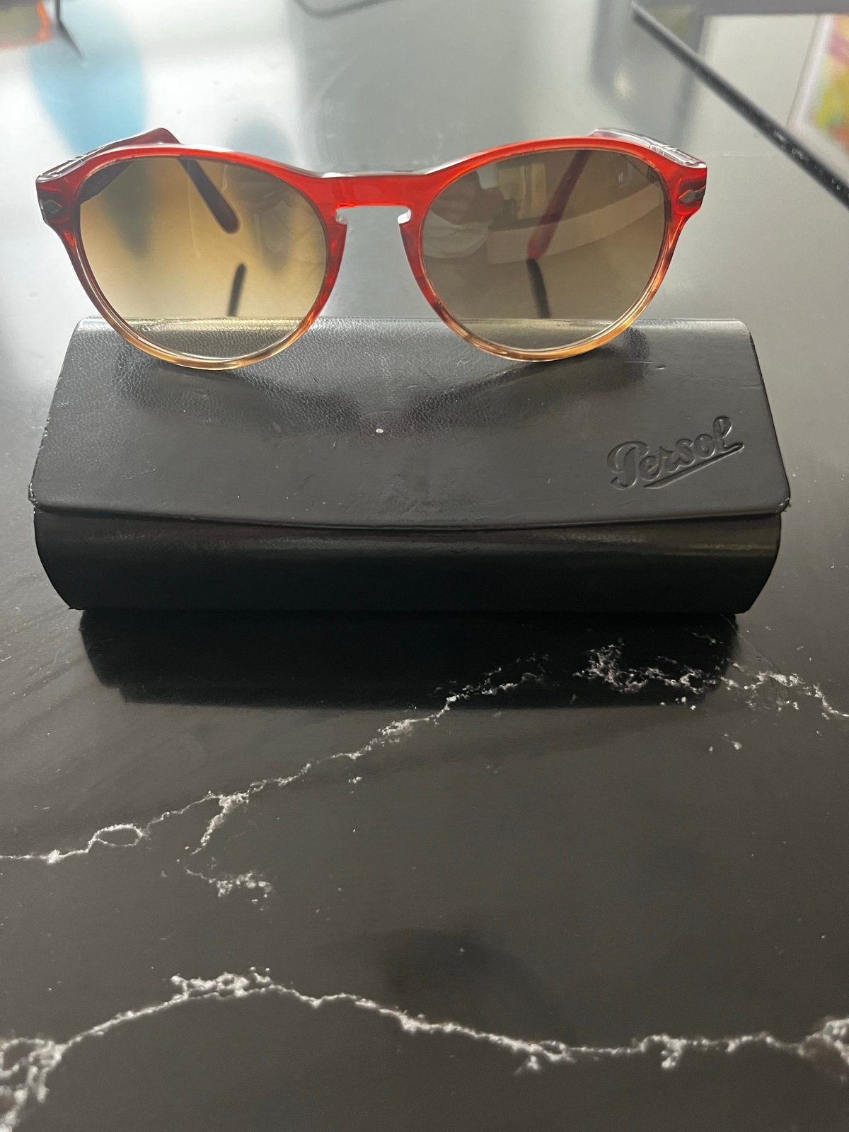 Persol zonnebril - Zeer goede staat, Overige merken, Zonnebril, Ophalen of Verzenden, Zo goed als nieuw