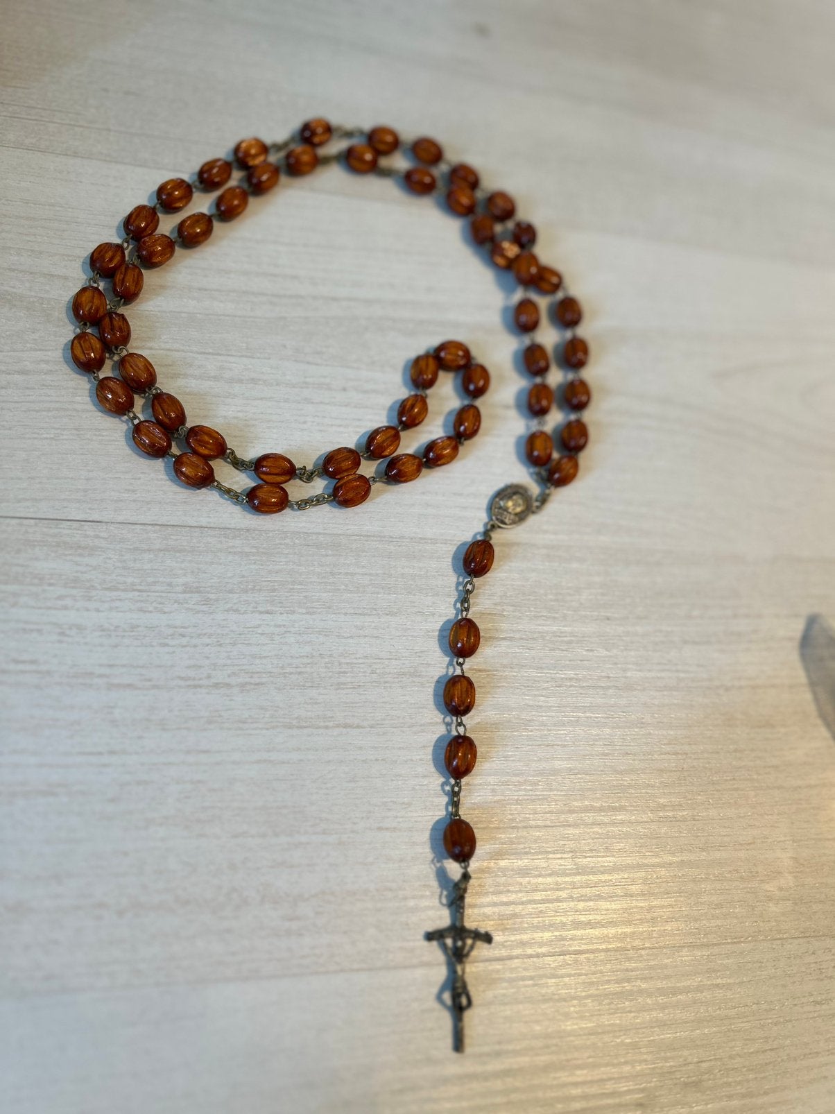 Antieke rozekrans, kralen van noten, oud kruis, Ophalen of Verzenden
