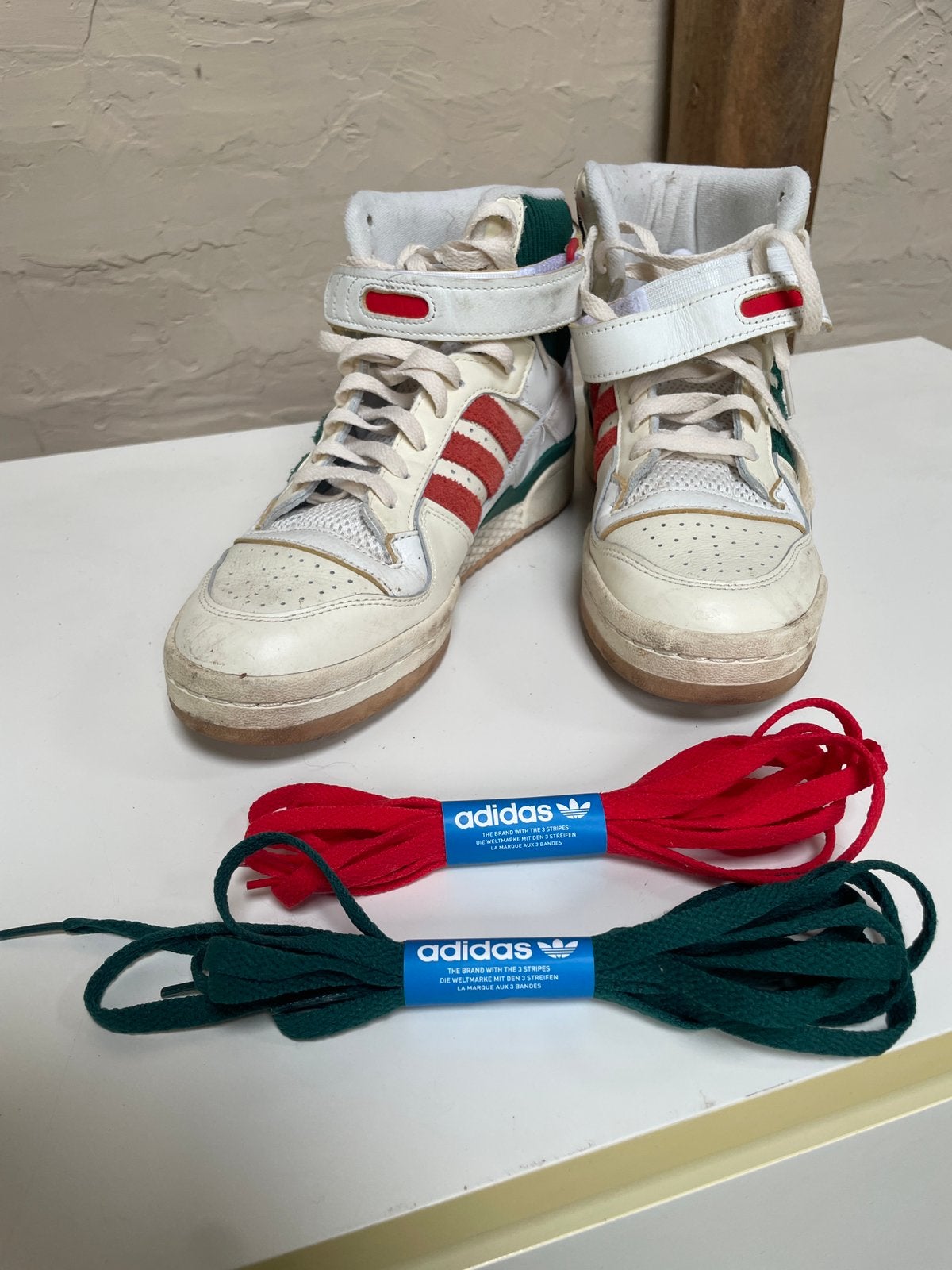Adidas 41 weinig gebruikt, Ophalen of Verzenden, Zo goed als nieuw, Schoenen