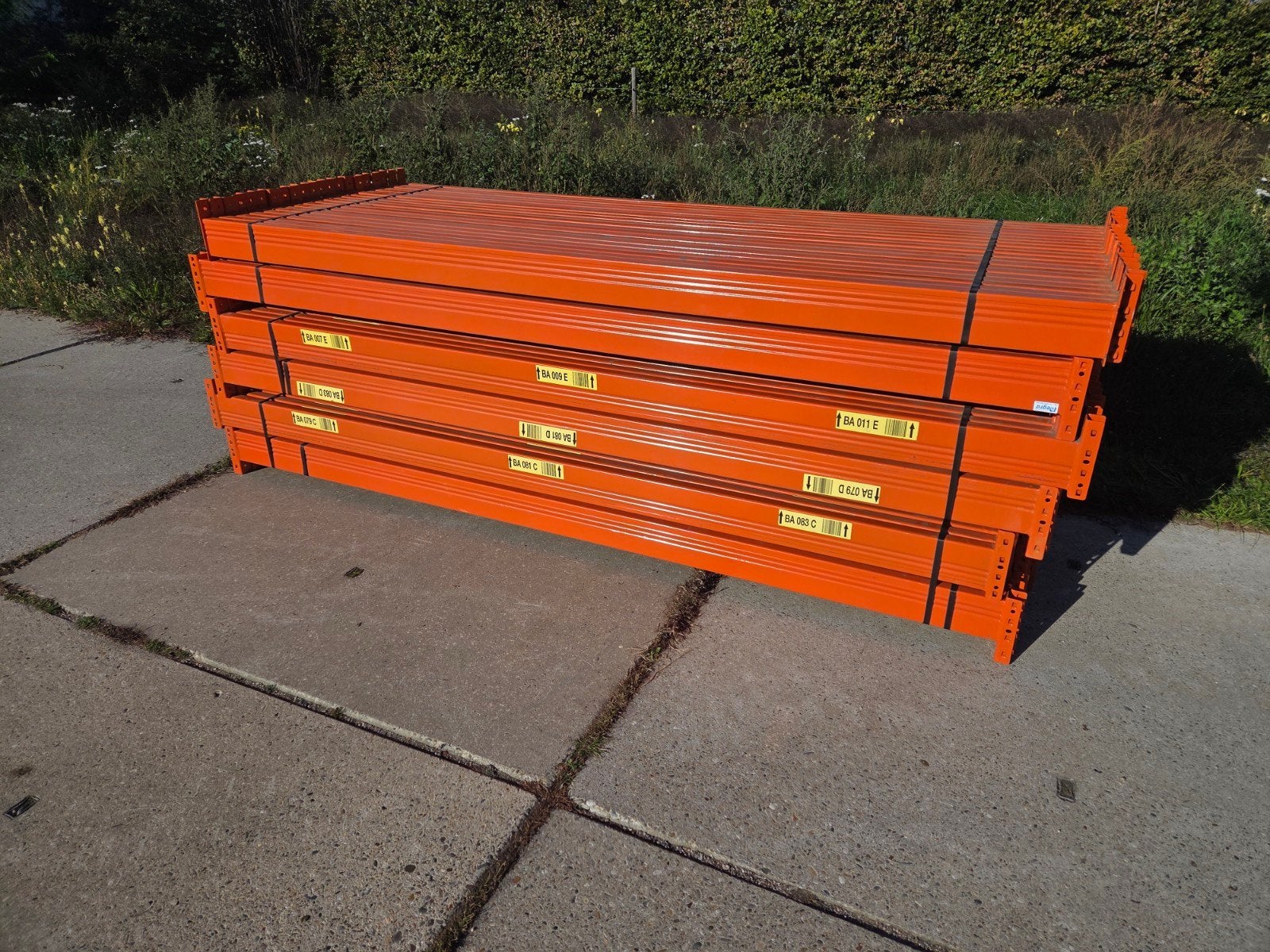 ar arrestant type 1/ oud type liggers 2700mm., Ophalen