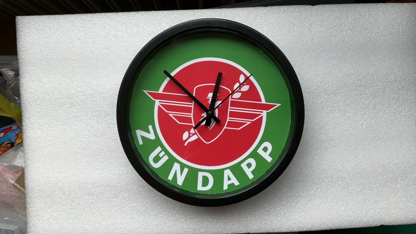 Zundapp klok, Ophalen of Verzenden, Zo goed als nieuw