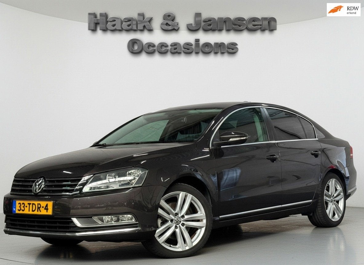 Volkswagen Passat 1.4 TSI Comfortline - Automaat - Infotainm, Auto's, Volkswagen, Euro 5, Gebruikt, 4 cilinders, Bruin