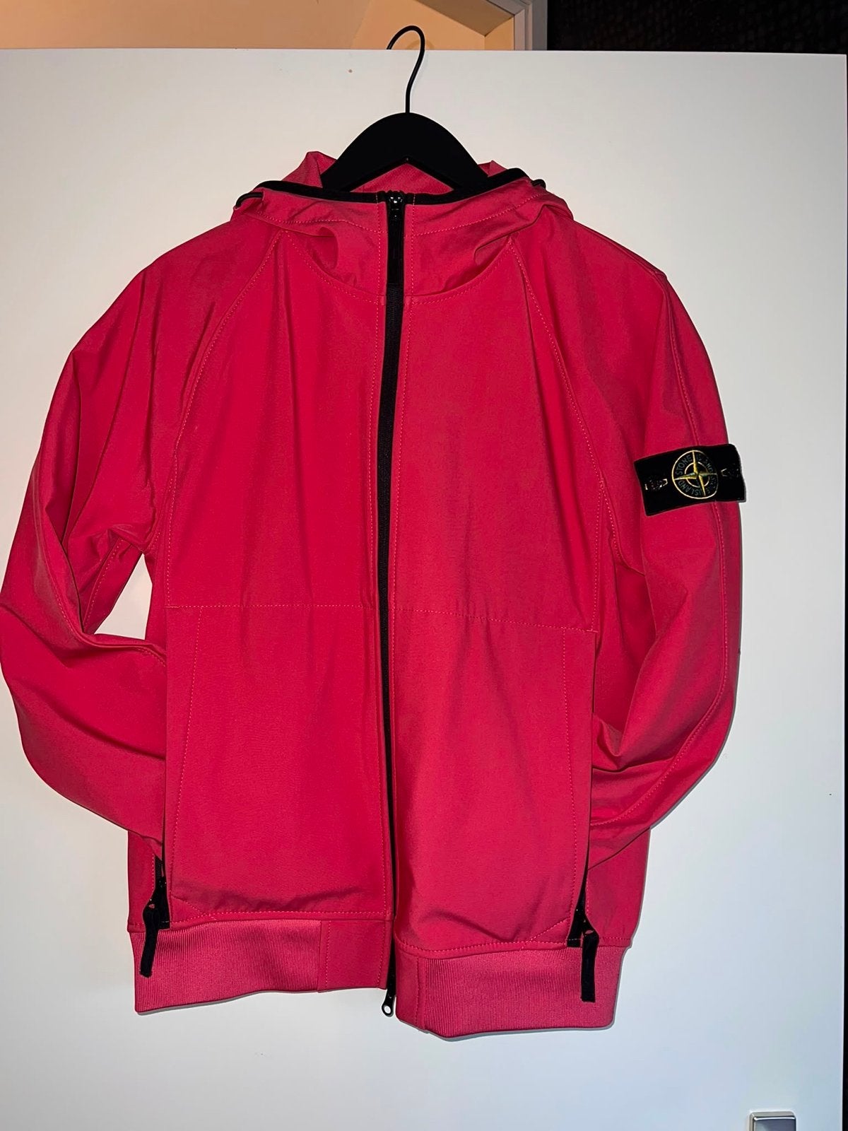 Stone Island Light Soft Shell-R e.dye jas - Maat S, Ophalen of Verzenden, Nieuw, Maat 46 (S) of kleiner, Rood