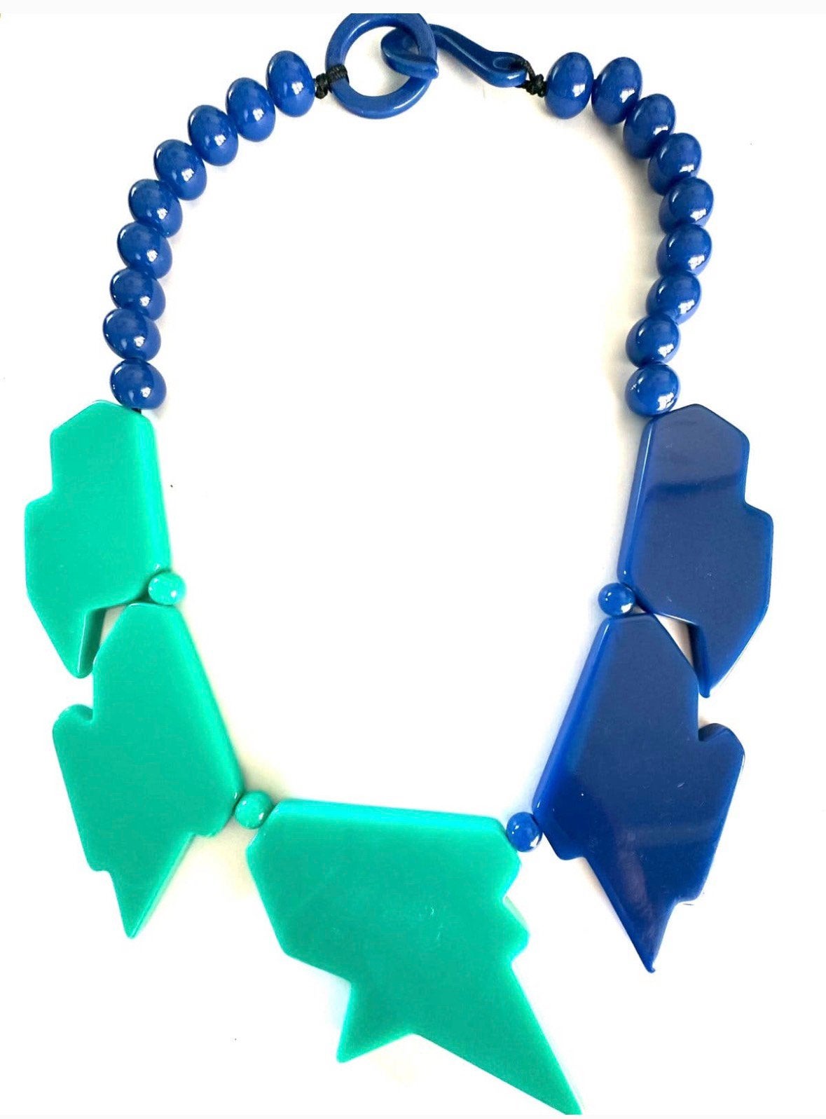 Marion Godart vintage kunststof statement ketting, Met hanger, Kunststof, Gebruikt, Overige kleuren
