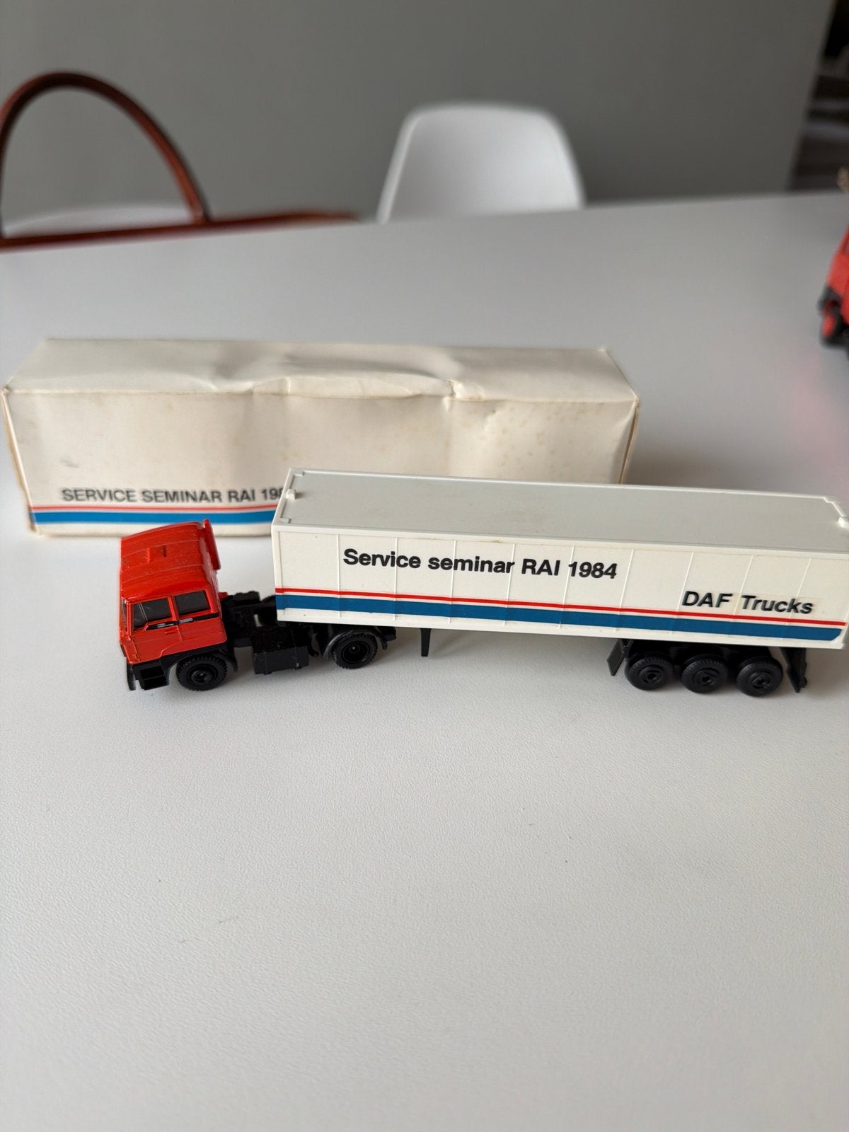 DAF Trucks Service Seminar RAI 1984 model vrachtwagen, Overige merken, 1:50 of kleiner, Ophalen of Verzenden, Zo goed als nieuw