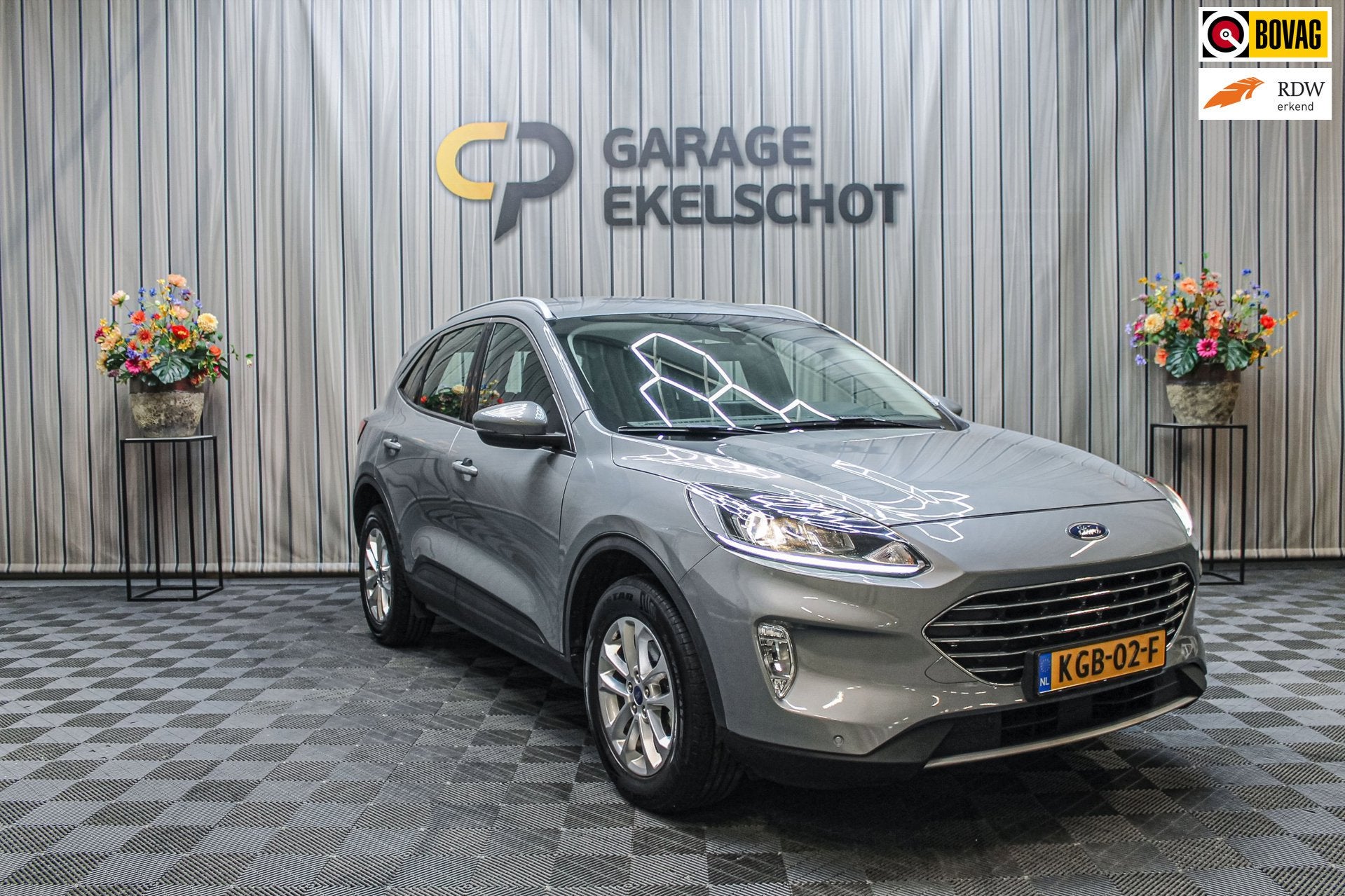 Ford KUGA 2.5 FHEV Titanium|Cruise|Carplay|Camera, Auto's, Ford, Gebruikt, 4 cilinders, Plug-in hybride, Bedrijf