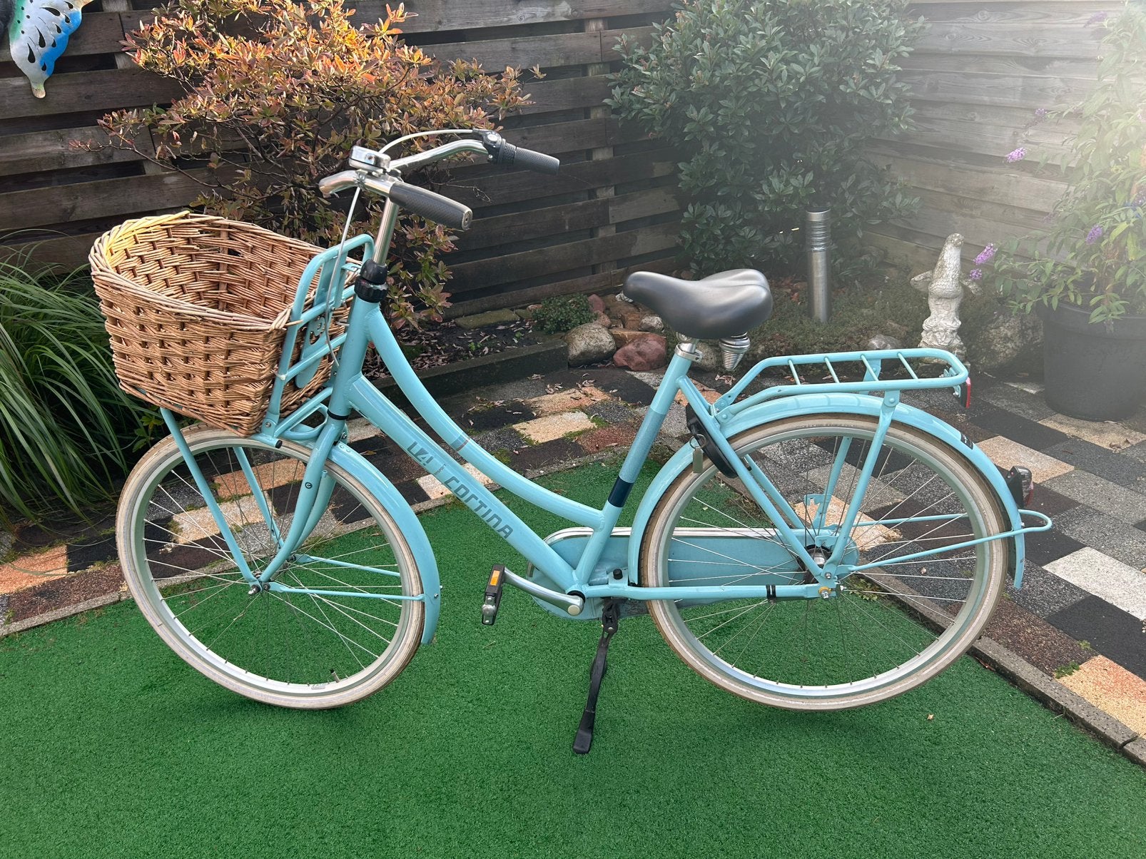 Cortina fiets blauw 28 inch, Fietsen en Brommers, Fietsen | Dames | Damesfietsen, Terugtraprem, Versnellingen, Zo goed als nieuw