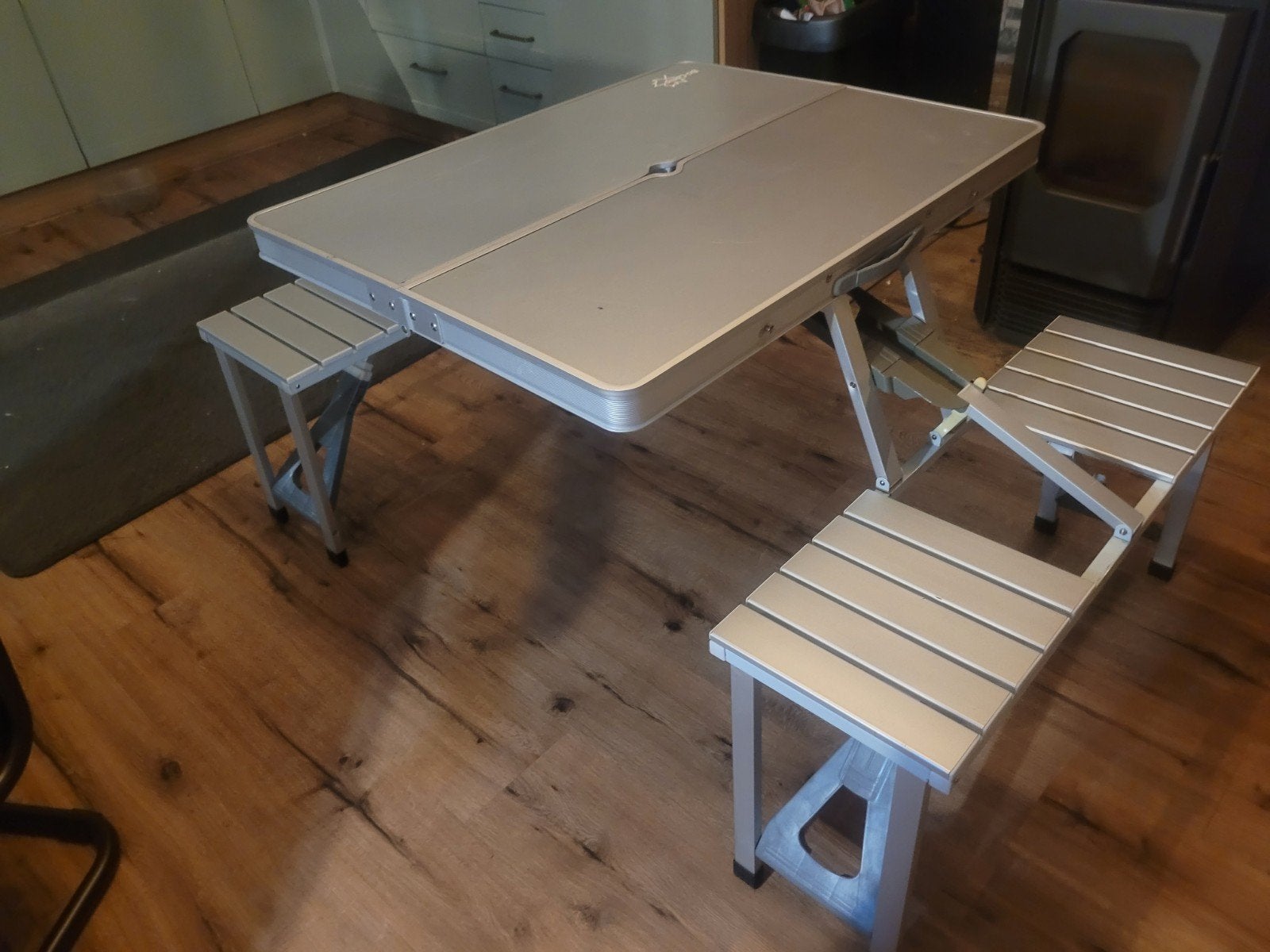 Opvouwbare campingtafel met 4 zitplaatsen, Ophalen, Nieuw, Campingtafel
