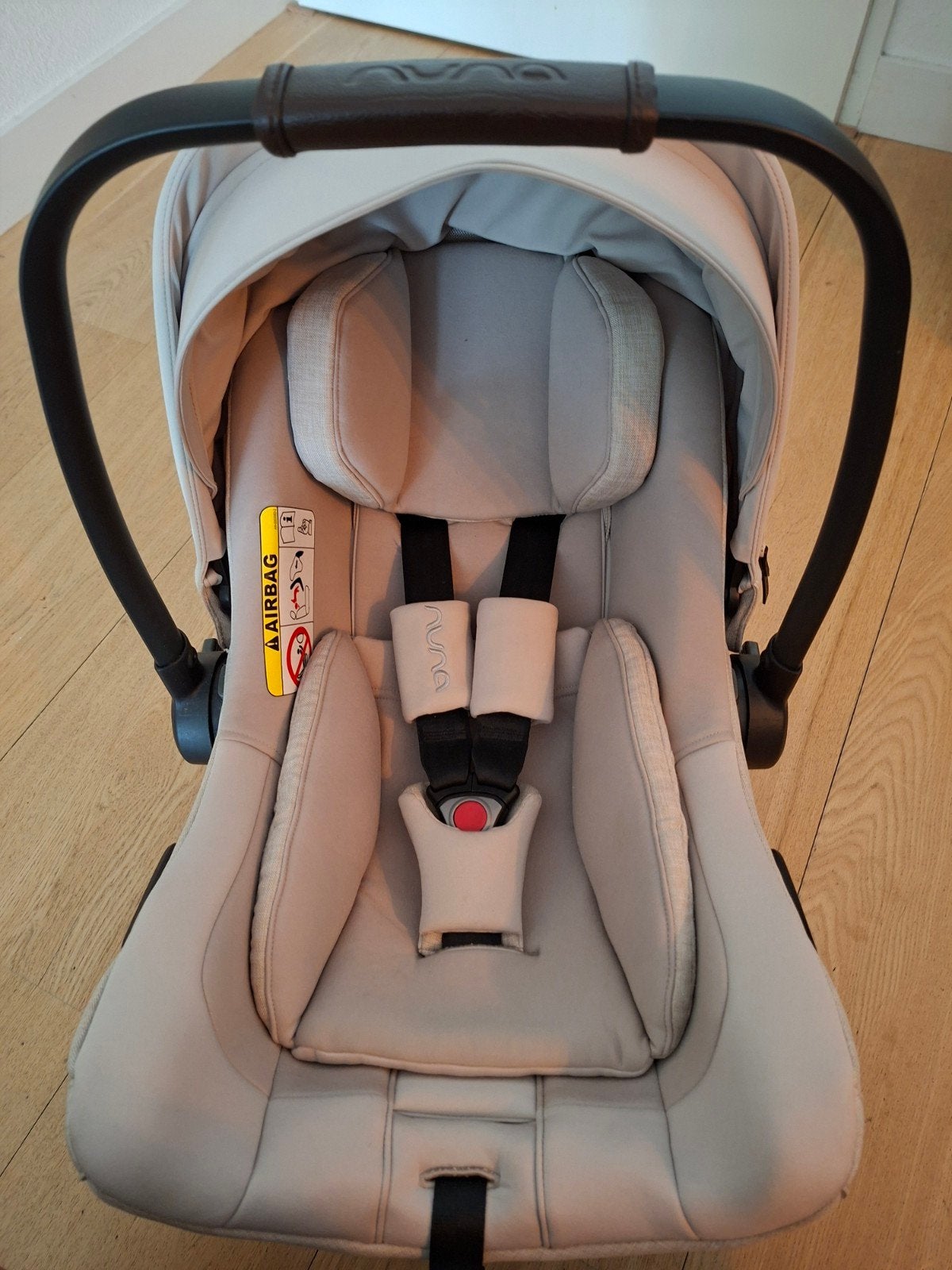 Nuna Pipa Next autostoel - Zo goed als nieuw, Kinderen en Baby's, Autostoeltjes, Autogordel of Isofix, Zo goed als nieuw, 0 t/m 13 kg