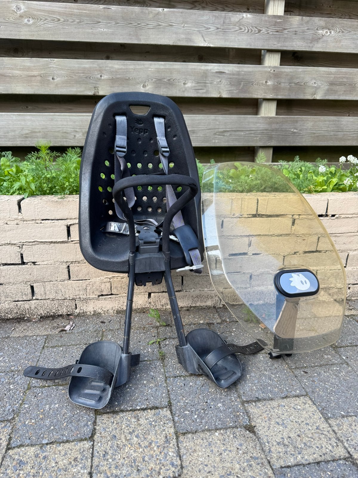 Yepp voorzitje fiets met windscherm, Ophalen, Gebruikt, Voorzitje, Voetsteuntjes
