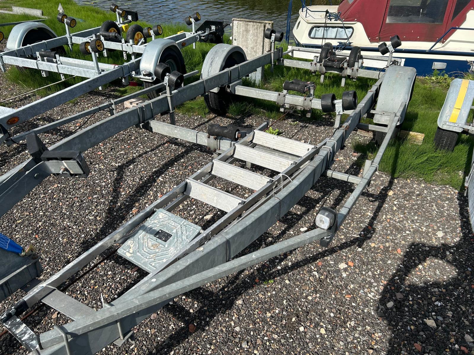 Kalf trailer 1300kg, Ophalen, Gebruikt, Minder dan 6 meter, Overige typen
