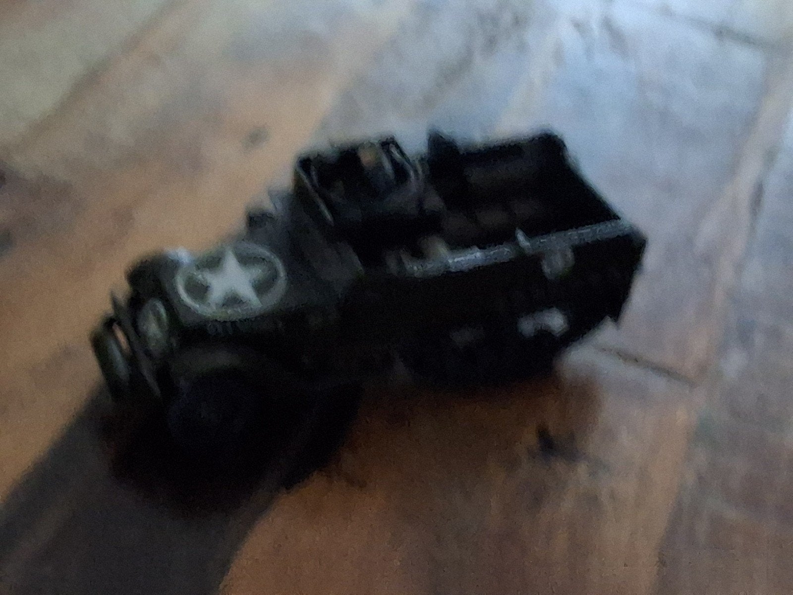 Militair miniatuur voertuig en figuur, Ophalen of Verzenden