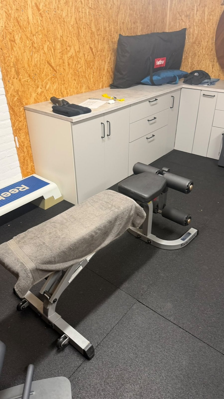 Verstelbare fitnessbank en buikspierbank, Ophalen, Gebruikt, Krachtstation, Armen
