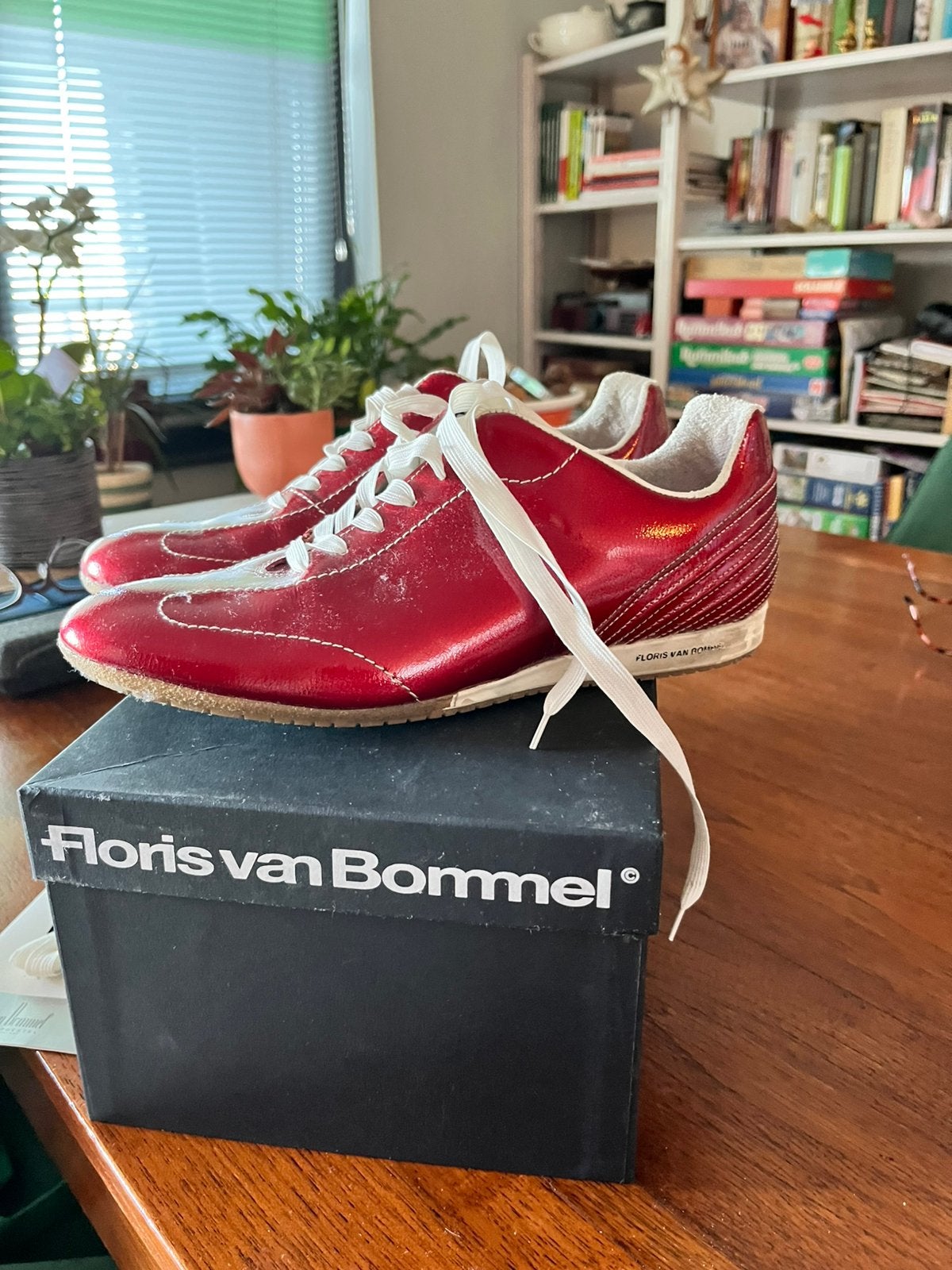Floris van Bommel sneakers zeer apart, Ophalen, Zo goed als nieuw, Overige typen, Overige merken