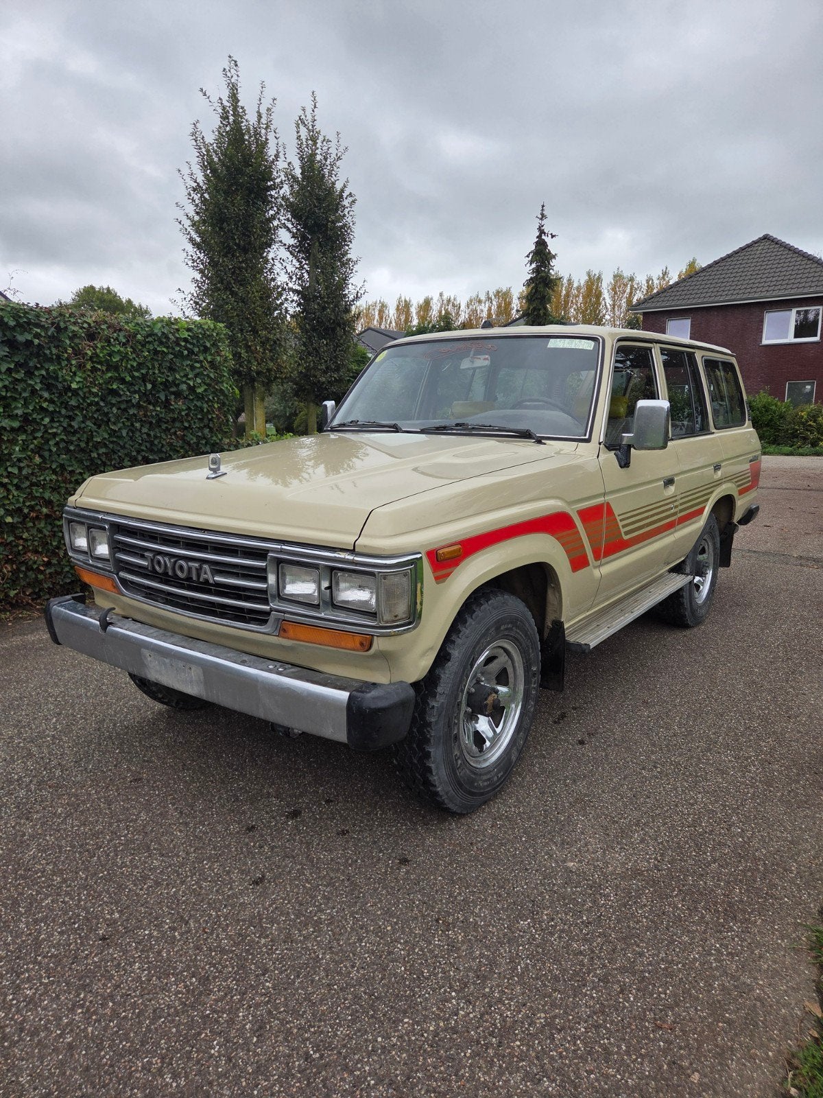 Toyota Landcruiser fj62 1987 nieuwstaat. Oldtimer., Stof, 4000 cc, Bruin, Handgeschakeld
