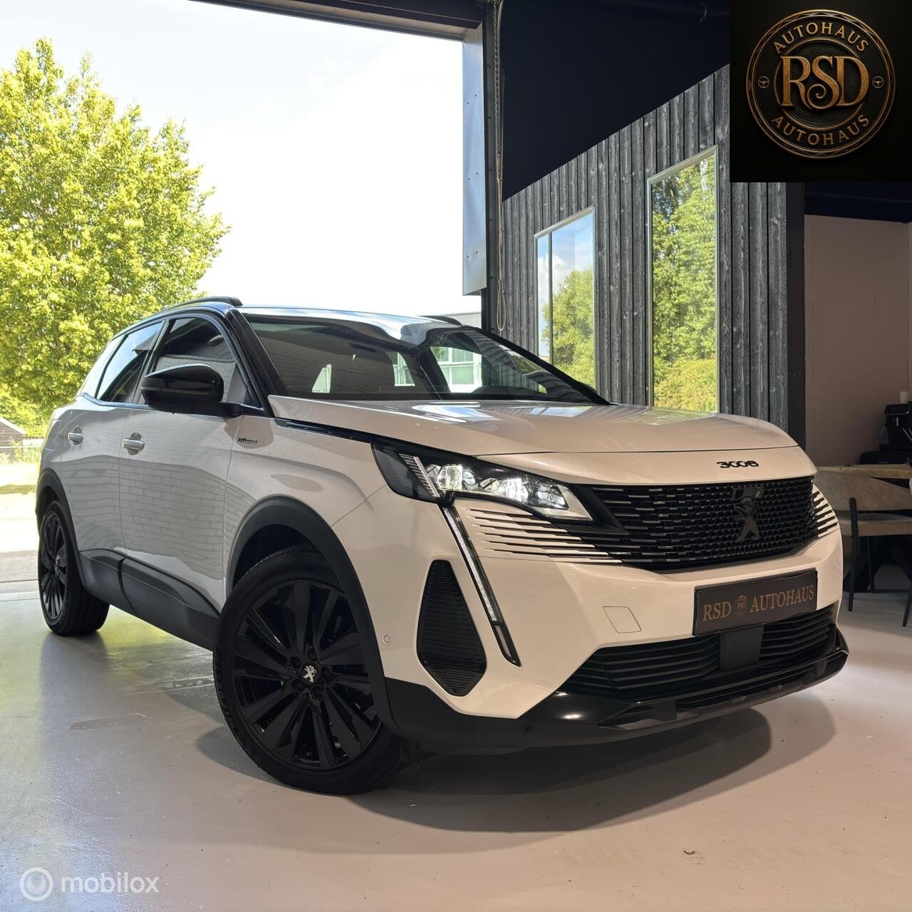 Peugeot 3008 1.6 HYbrid4 300 GT Panodak 19” leder Focal au, Auto's, Peugeot, Automaat, 4 cilinders, Wit, Bedrijf