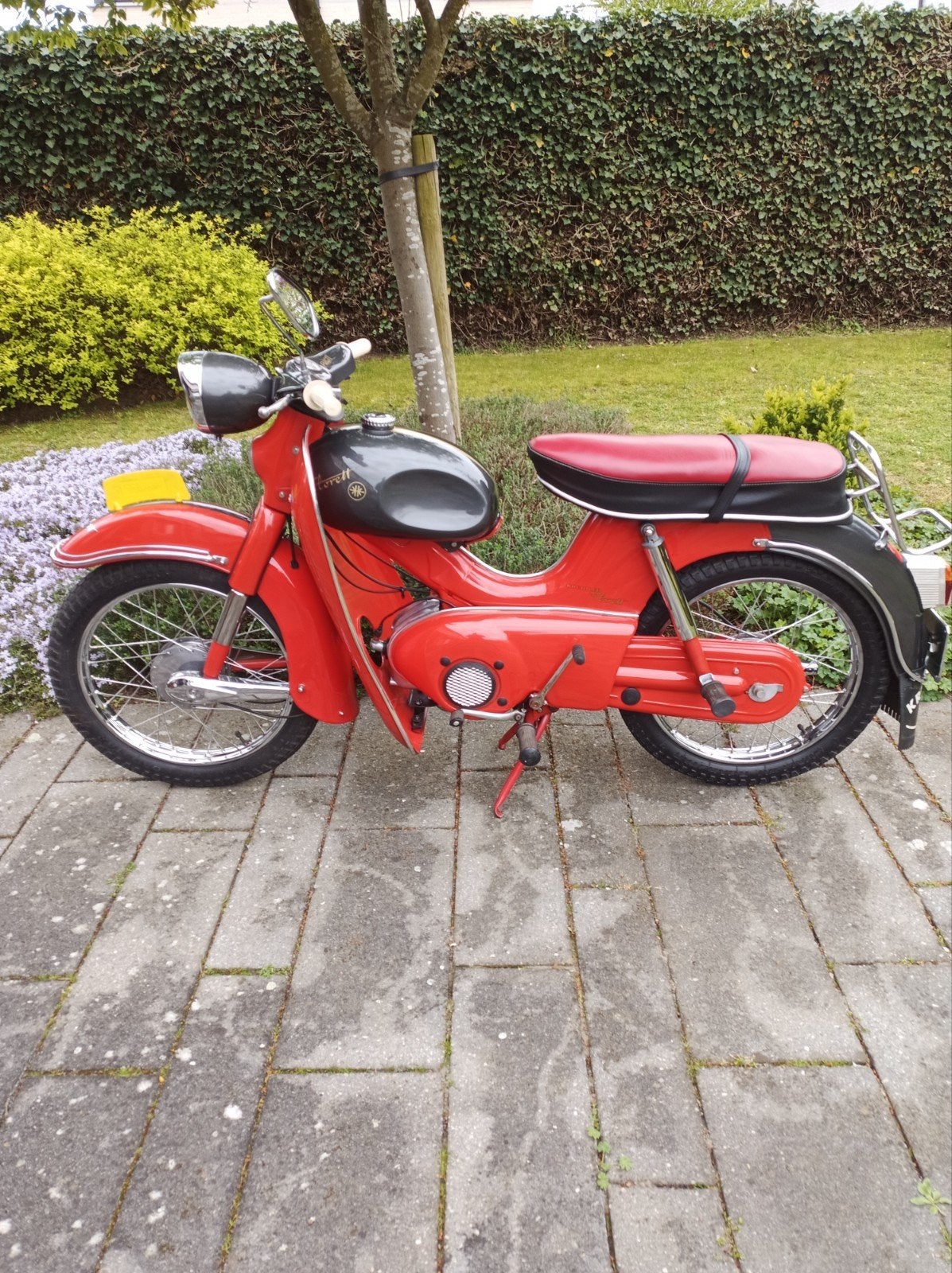 Zeer mooie oude kreidler florett eitank., Fietsen en Brommers, Brommers | Kreidler, Zo goed als nieuw, Ophalen