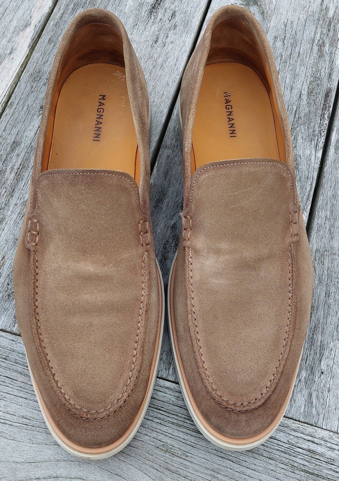 Magnanni loafers, maat 44,5,  beige suède, Verzenden, Zo goed als nieuw, Overige kleuren, Loafers