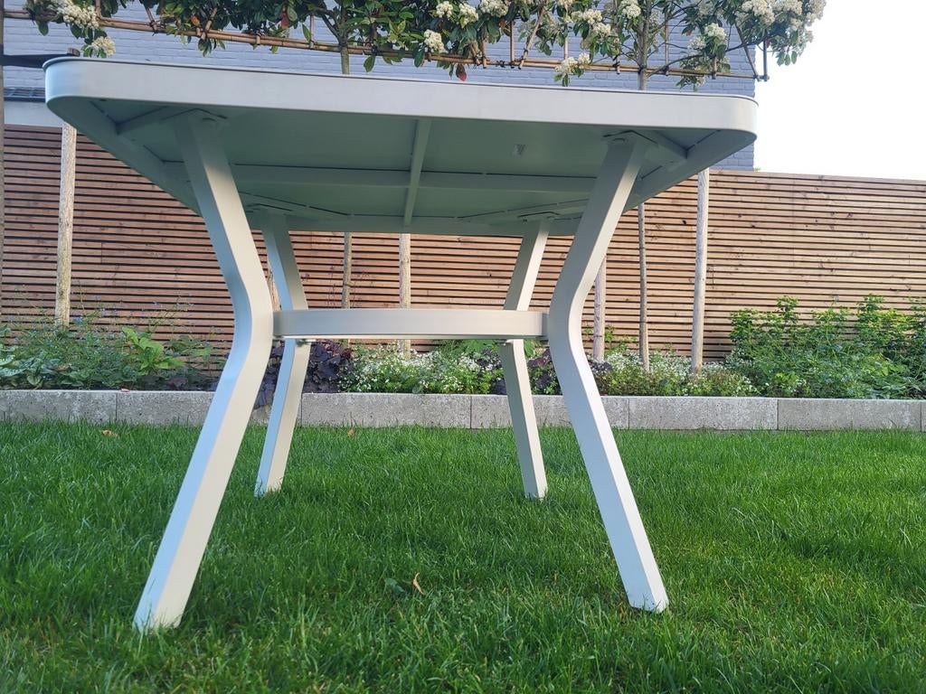 Witte tuintafel, vierkant, aluminium, Tuin en Terras, Tuintafels, Ophalen, Zo goed als nieuw, Vierkant, Aluminium