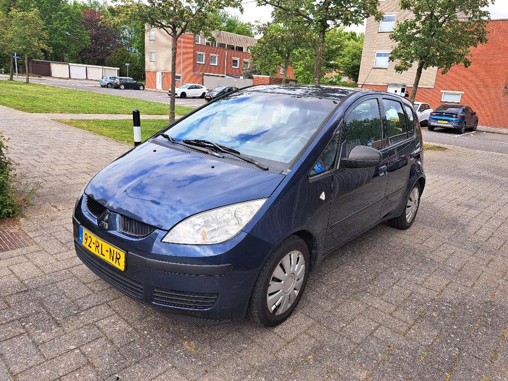 Mitsubishi Colt 1.5 CZ5 2005 Blauw te koop, Voorwielaandrijving, Stof, 40 €/maand, 4 cilinders