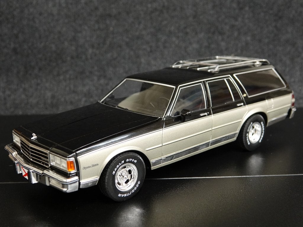 MCG 1:18 1985 Chevrolet Caprice Estate Wagon, Overige merken, MCG, Auto, Onbekend