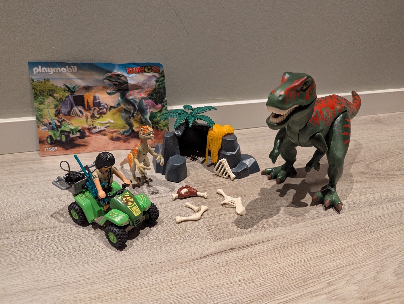 Playmobil Dinos 71588 met T-Rex en Quad, Ophalen of Verzenden, Zo goed als nieuw, Jongen of Meisje