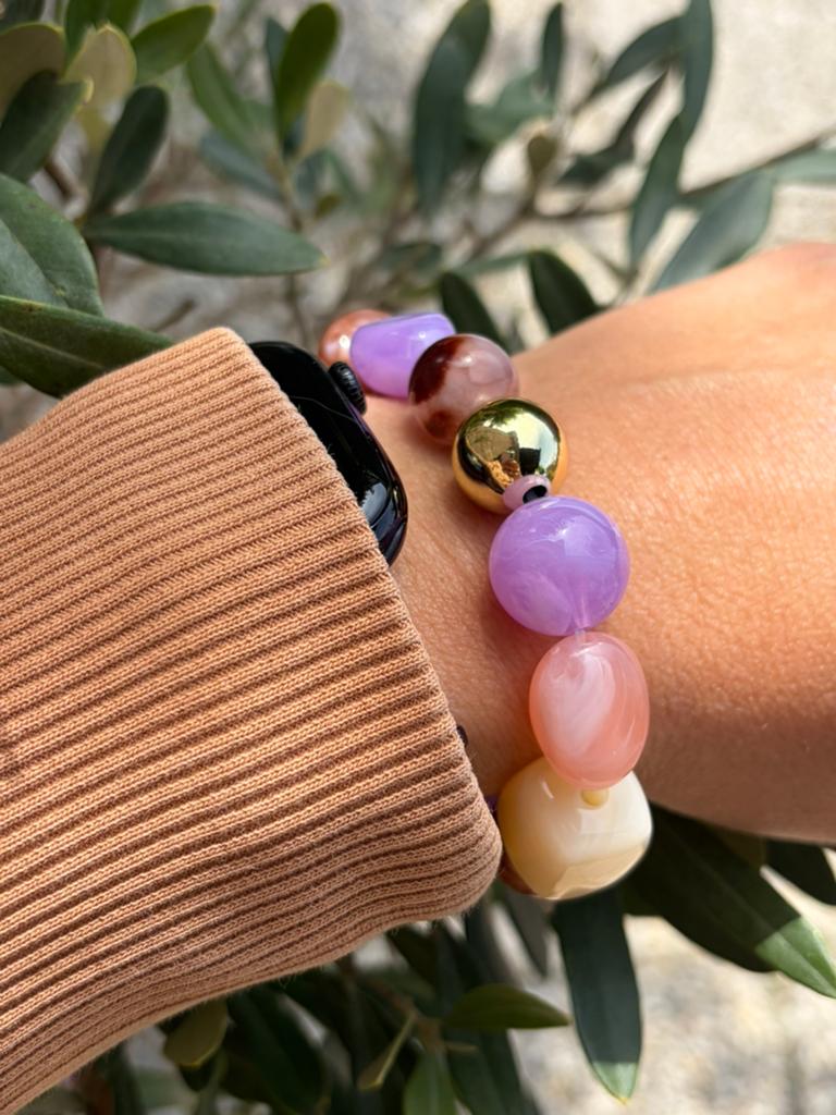 Armband acryl paars, Sieraden, Tassen en Uiterlijk, Bedels, Overige merken, Glas of Kristal, Ophalen of Verzenden, Zo goed als nieuw