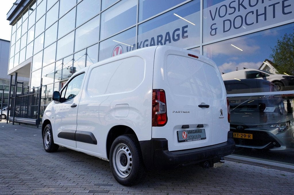 Peugeot PARTNER 1.2 L1 Premium 3 pers. | BPM vrij | ex BTW |, 12 maanden, 15 km/l, Euro 6, 1199 cc