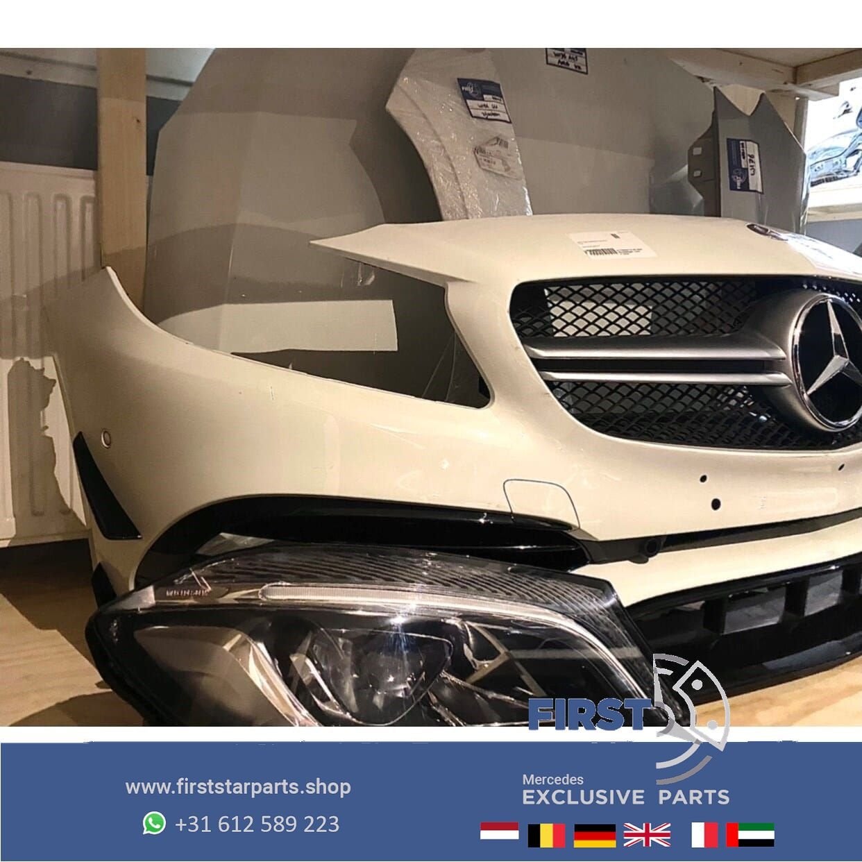 W176 A45 AMG FACELIFT PERFORMANCE VOORKOP WIT Mercedes A 45, Gebruikt, -, Voor, Ophalen of Verzenden