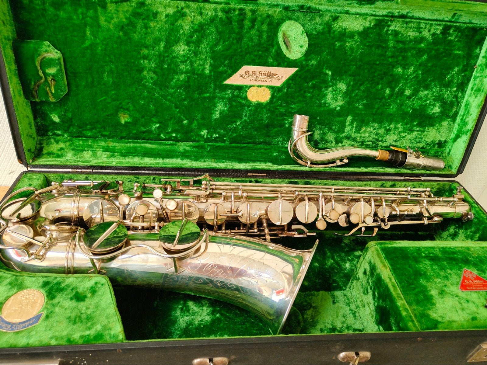Rare Silver-Plated GH Hüller Tenor Saxophone, DRGM 1073082,, Ophalen of Verzenden, Tenor